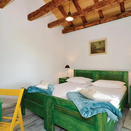 Four-bedroom In Zedno