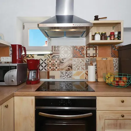 Four-bedroom In Zedno *