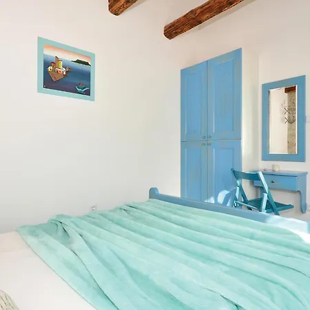 Four-bedroom In Zedno *